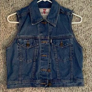 levi’s jean jacket